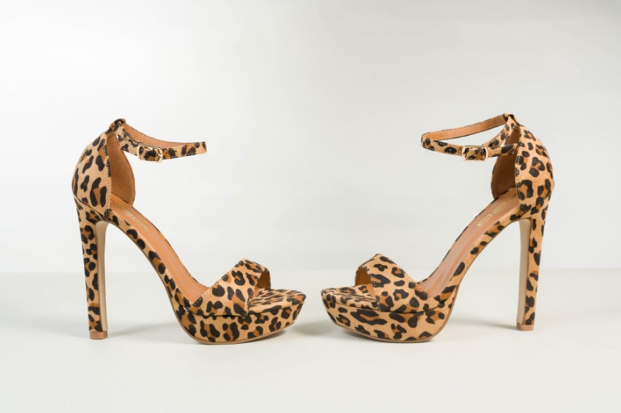 Marca catálogo zapatos